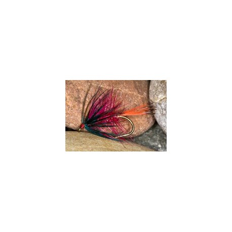 Magenta Bumble